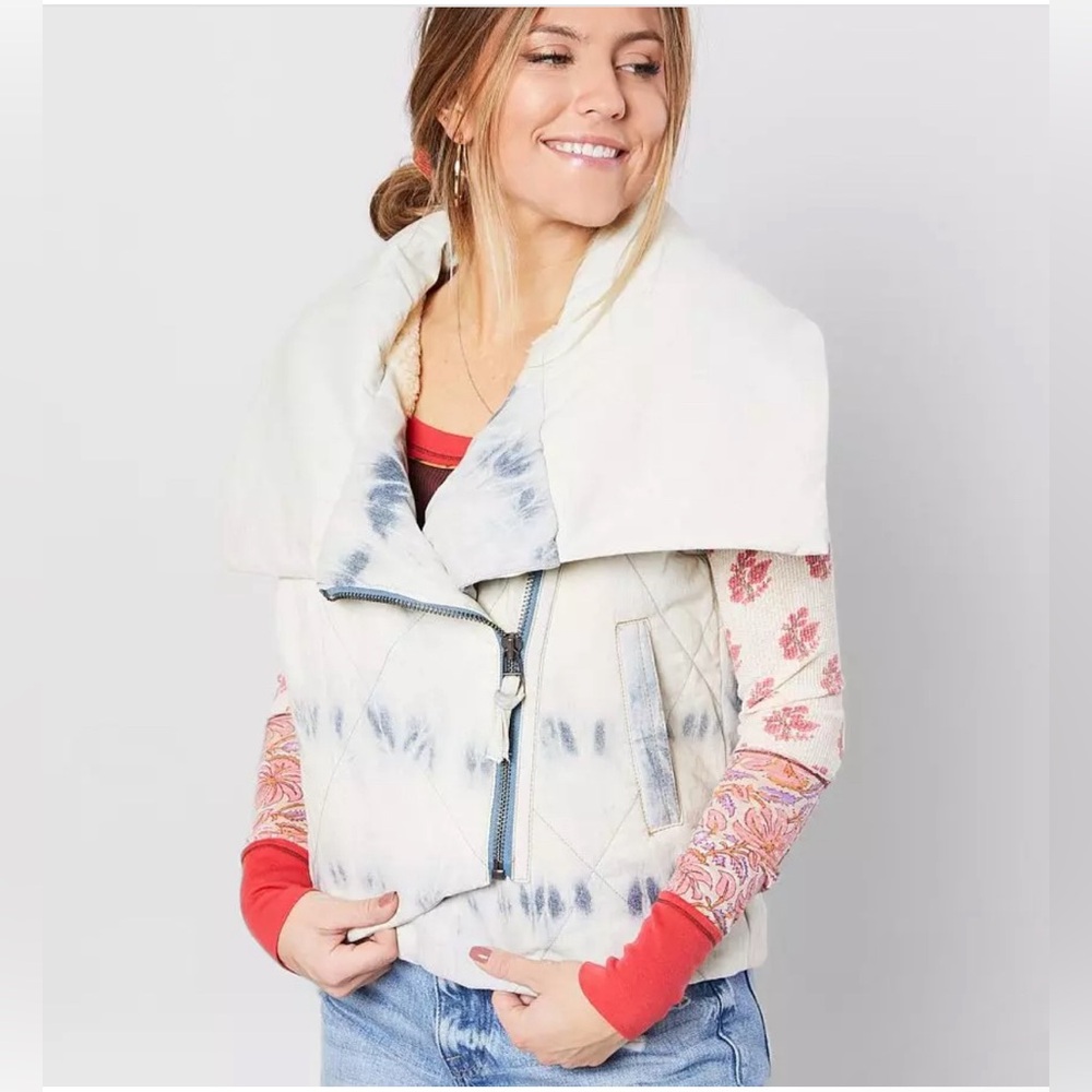 NWT Free People Just a Little Puffer Vest Small